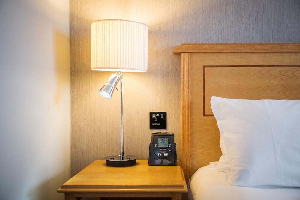 Doubletree By Hilton Отель