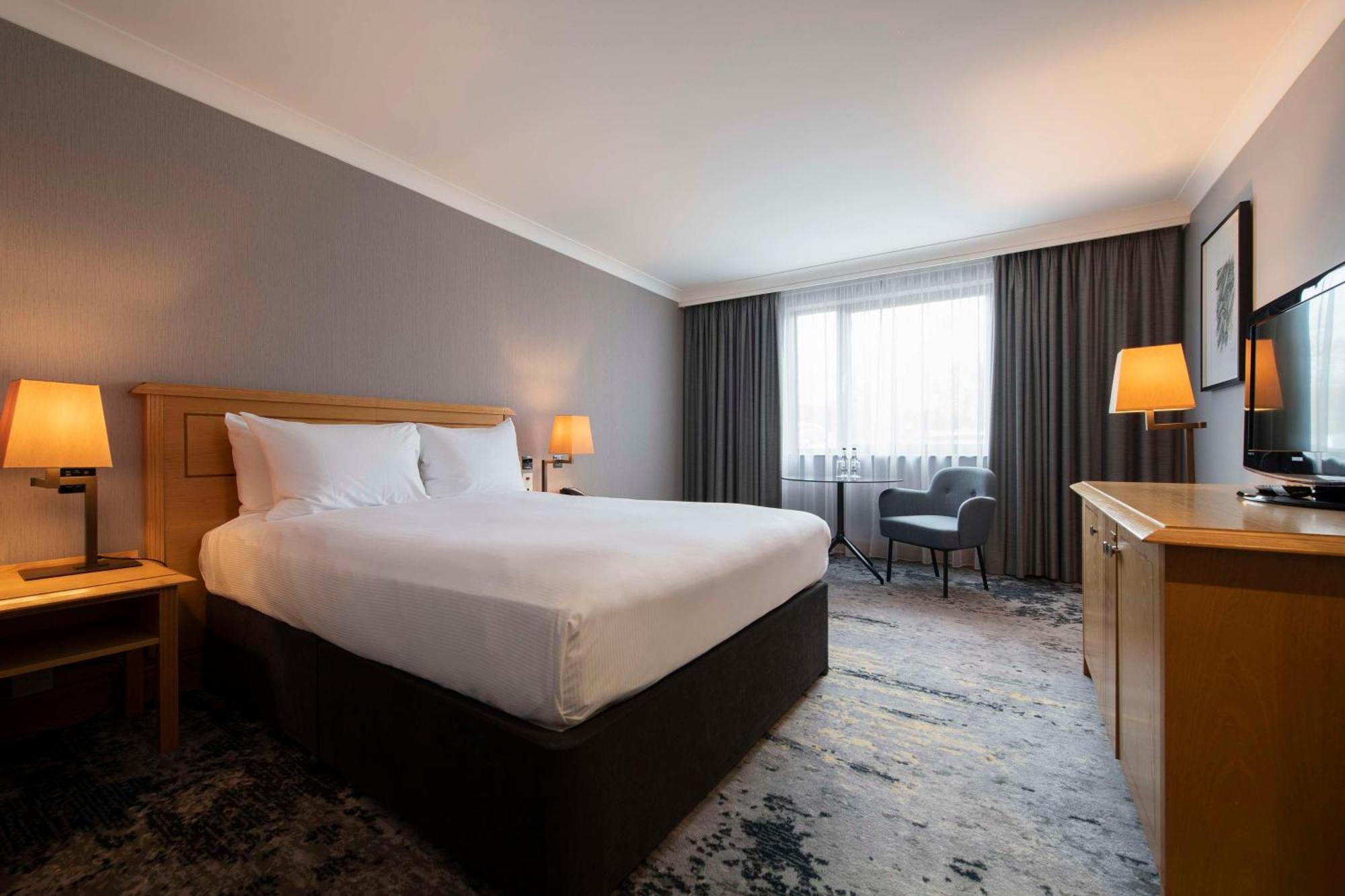 Doubletree By Hilton 4* Суиндон